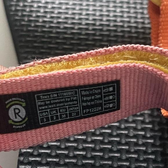 Teva Original Universal Kids Unisex Sandals US 3 Multicolor Straps - Picture 5 of 6